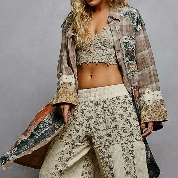 242 - POL Long Sleeve Spangle Crochet Trim Plaid Knee Length Duster - Picture 3 of 5